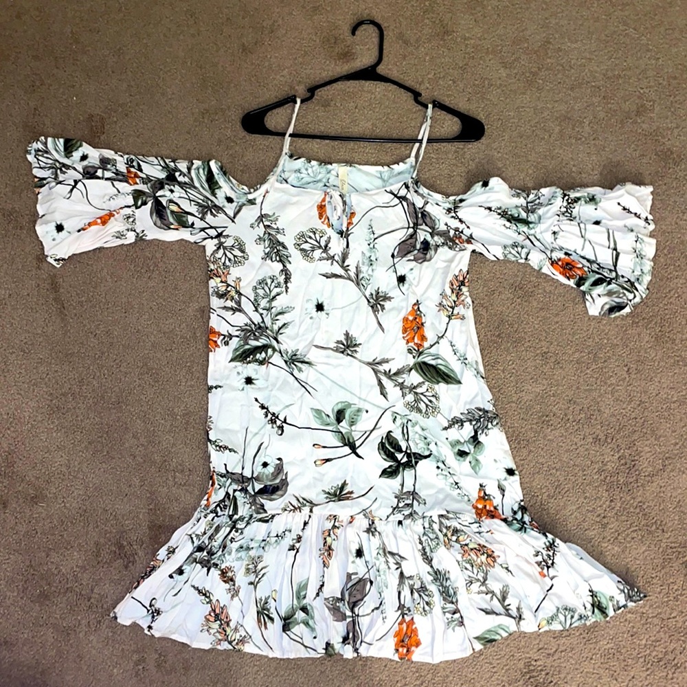 Elan Off the should floral Boho midi dress cream color